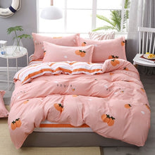 Load image into Gallery viewer, Strawberry Luxury Bedding Set