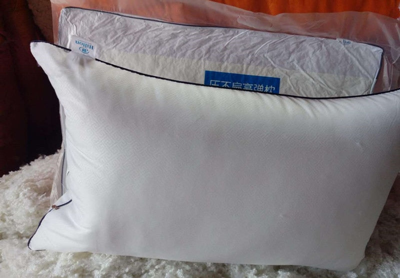 NEW: Super Soft Hotel Pillow