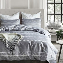 Load image into Gallery viewer, RUSKI Luxury Quilt Sets